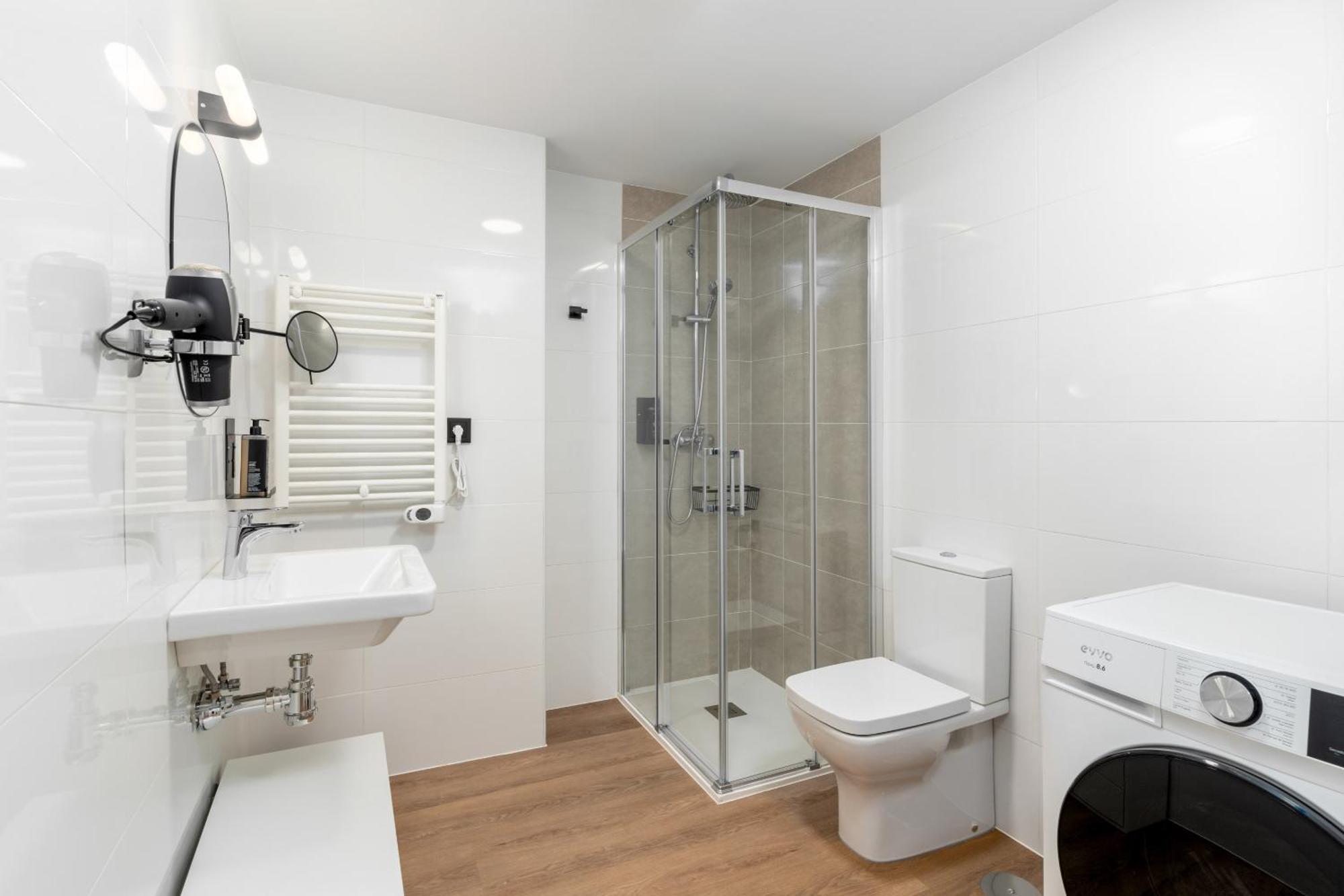 Limehome Oviedo Calle Postigo Bajo Dış mekan fotoğraf